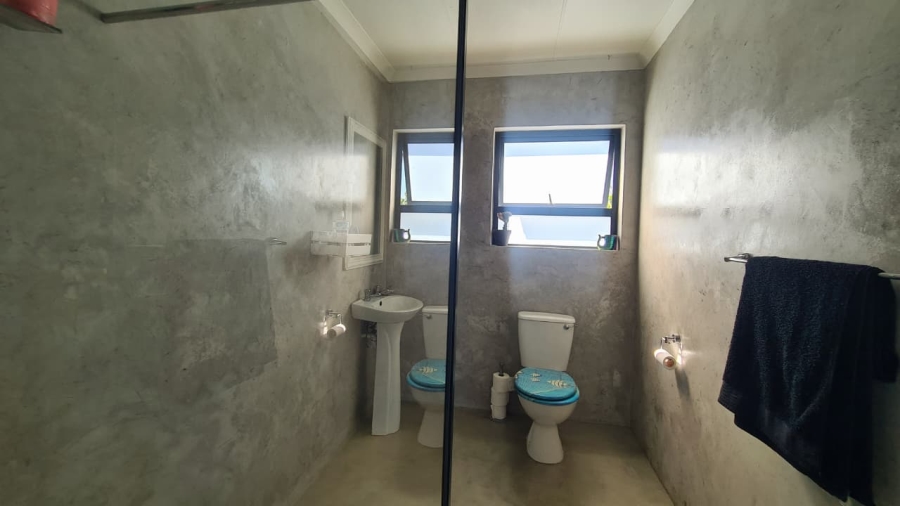 2 Bedroom Property for Sale in Riversbend Eastern Cape